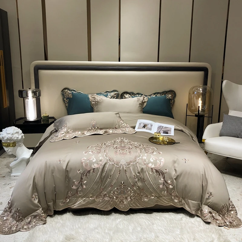 Luxury 1000TC Egyptian Cotton Bedding Set Queen King Size Duvet Cover Set Classic embroidery Bed Fitted Sheet Set Pillowcases
Luxury 1000TC Egyptian Cotton Bedding Set Queen King Size Duvet Cover Set Classic embroidery Bed Fitted Sheet Set Pillowcases