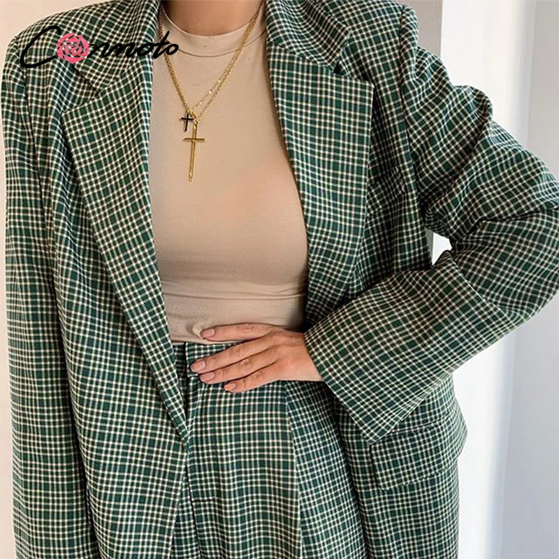 Conmoto Elegant plaid two-pieces women blazer suit Casual streetwear suits female blazer set Chic office ladies women coat suit
Conmoto Elegant plaid two-pieces women blazer suit Casual streetwear suits female blazer set Chic office ladies women coat suit
