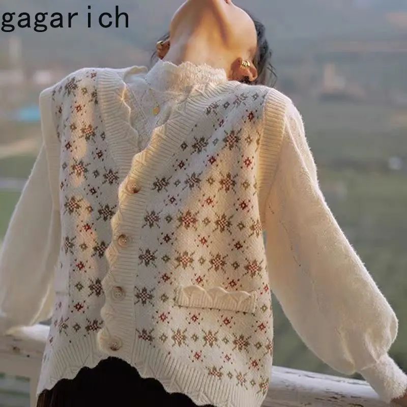 V-neck Sweater Vest 2022 Spring Korean Chic Sweet Vintage Japanese Kitten Pattern Embroidery Design Knitted Pullover
V-neck Sweater Vest 2022 Spring Korean Chic Sweet Vintage Japanese Kitten Pattern Embroidery Design Knitted Pullover