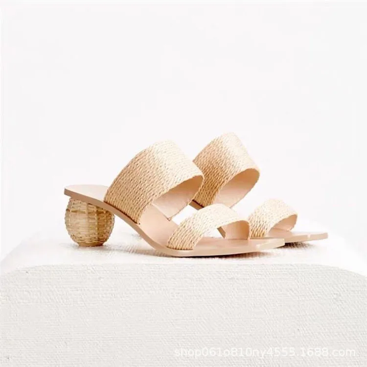 High heeled sandals women's 2021 spring and summer new one line belt weave ball fashion women's shoes
High heeled sandals women's 2021 spring and summer new one line belt weave ball fashion women's shoes