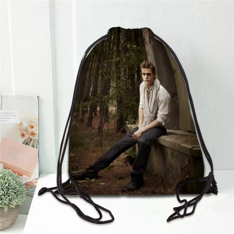 Paul Wesley Drawstring Bag Portable Lightweight Backpack Bag Travel Sport Outdoor Hiking Storage Bag Silk Fabric Bag 20201102
Paul Wesley Drawstring Bag Portable Lightweight Backpack Bag Travel Sport Outdoor Hiking Storage Bag Silk Fabric Bag 20201102