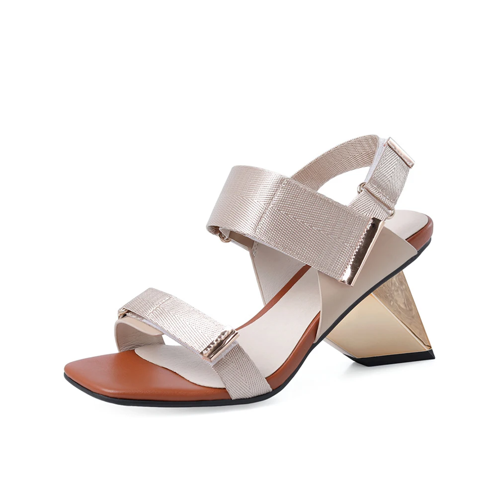 Босоножки женские из натуральной кожи, на очень высоком каблуке 8,5 см, с квадратным носком, для вечевечерние, на липучке, HL368
Босоножки женские из натуральной кожи, на очень высоком каблуке 8,5 см, с квадратным носком, для вечевечерние, на липучке, HL368