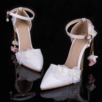 Women Sandals Lace Flowers Wedding Shoes High Heel 11CM Bridal Shoes Princess Sandals Shoes Women OL Nightclub Female Shoes
Women Sandals Lace Flowers Wedding Shoes High Heel 11CM Bridal Shoes Princess Sandals Shoes Women OL Nightclub Female Shoes
