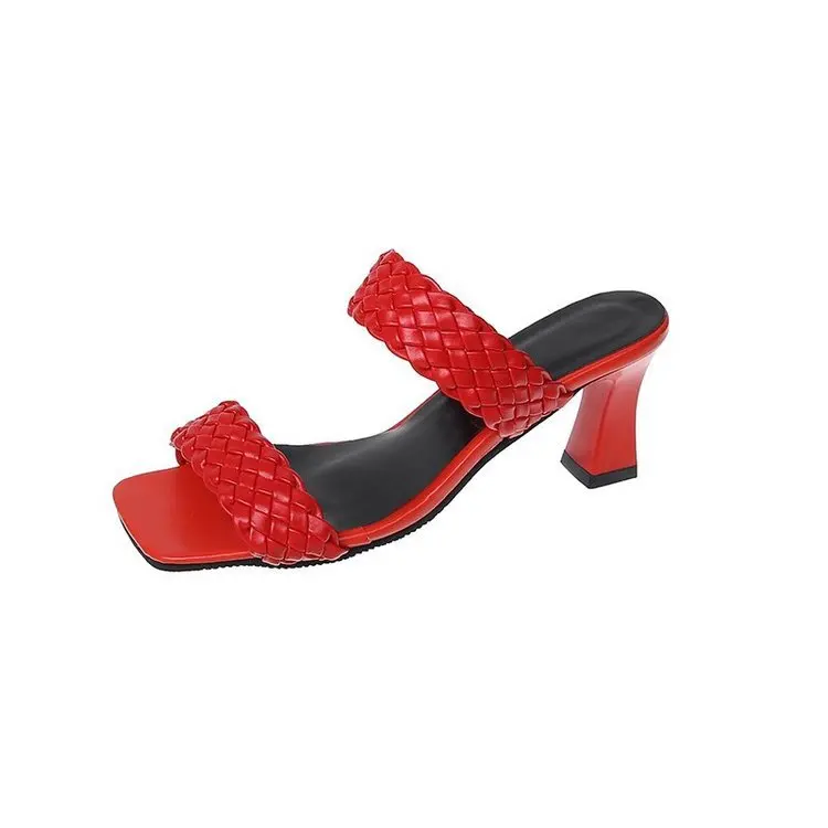 Slippers Casual Shoes Lady Low Square heel Slides Slipers Women Big Size Med Luxury Girl Summer Block 2021 Hoof Heels Rome Rubbe
Slippers Casual Shoes Lady Low Square heel Slides Slipers Women Big Size Med Luxury Girl Summer Block 2021 Hoof Heels Rome Rubbe