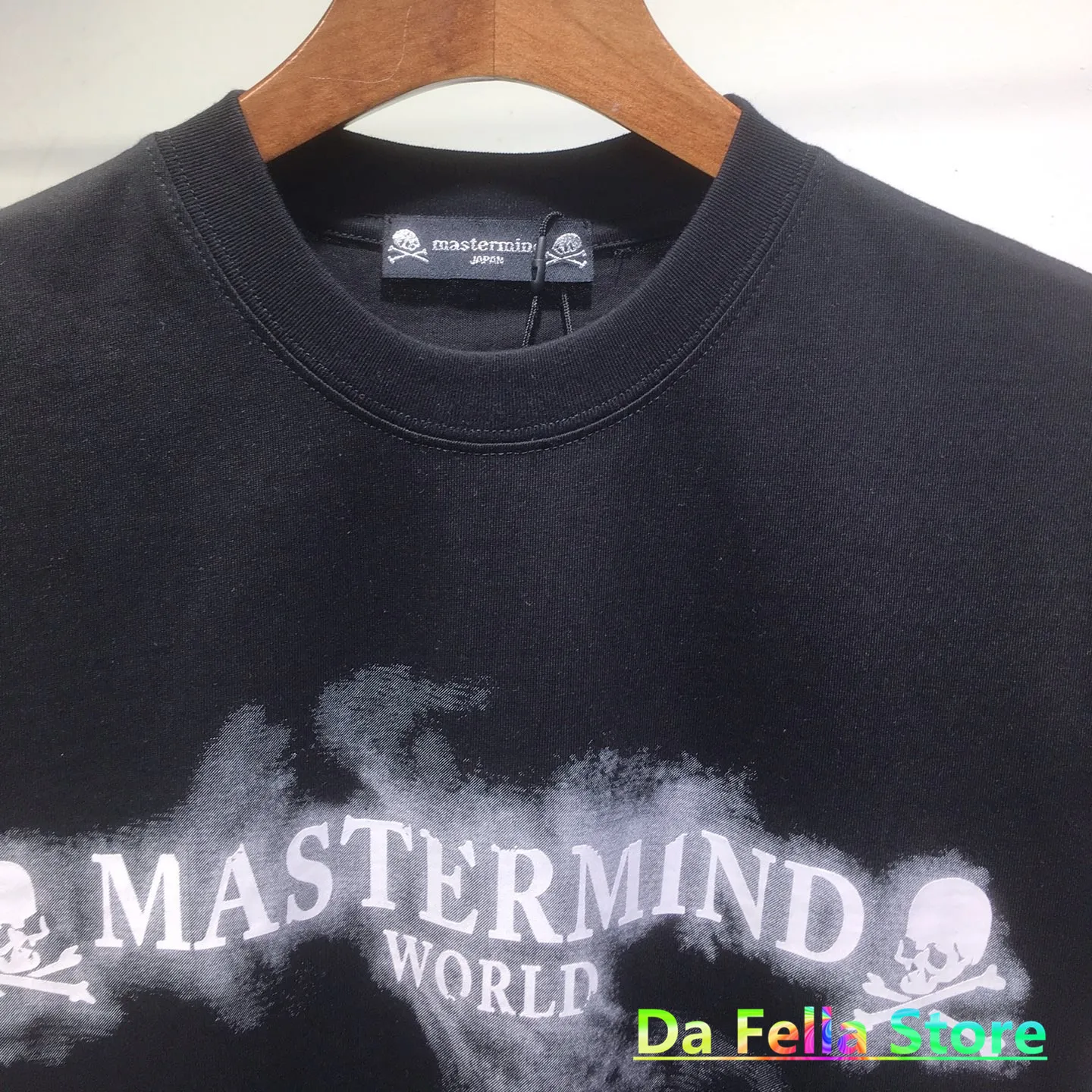 MASTERMIND WORLD Tee Men Women MASTERMIND SAND LOGO T-shirt Japan Style Letter Skull Pattern Printed MMJ Tops Inside Tag Label 
MASTERMIND WORLD Tee Men Women MASTERMIND SAND LOGO T-shirt Japan Style Letter Skull Pattern Printed MMJ Tops Inside Tag Label