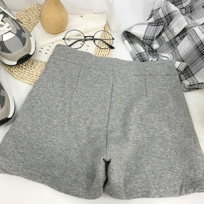 KUSAHIKI Women Shorts 2021 Summer High Waisted Causal Solid Wide Leg Split Short Feminimos Pantalones Cortos De Mujer 6H675
KUSAHIKI Women Shorts 2021 Summer High Waisted Causal Solid Wide Leg Split Short Feminimos Pantalones Cortos De Mujer 6H675