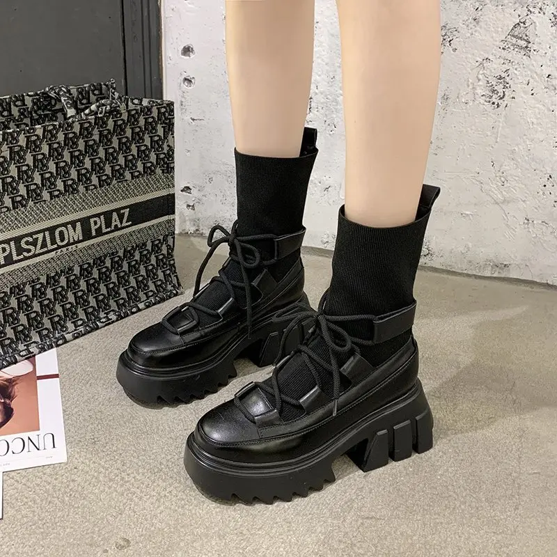 Boots Woman 2021 New Ladies Casual Stretch Fabric Socks Boots Fashion Cross-tied Women Shoes Platform Boots Gothic Women
Boots Woman 2021 New Ladies Casual Stretch Fabric Socks Boots Fashion Cross-tied Women Shoes Platform Boots Gothic Women