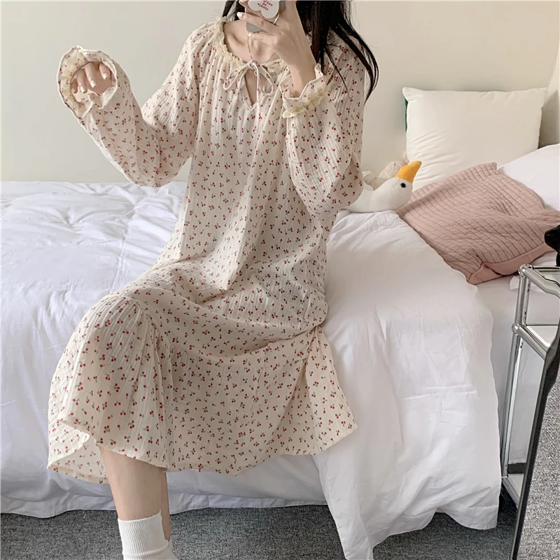 Cute Cotton Nightgown Bow Cherry Print Sleepwear Long Sleeve Sweet Lace Ruffle Homewear Nightwear Casual Loose Soft Home Clothes
Cute Cotton Nightgown Bow Cherry Print Sleepwear Long Sleeve Sweet Lace Ruffle Homewear Nightwear Casual Loose Soft Home Clothes