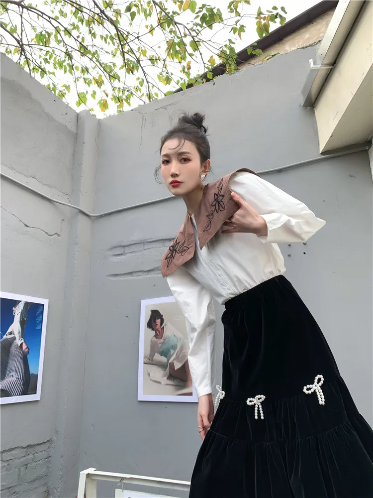 CHEERART Sailor Collar White Embroidered Shirt Women Long Sleeve Button Up Shirt Designer Top Korean Blouse Fashion Clothing
CHEERART Sailor Collar White Embroidered Shirt Women Long Sleeve Button Up Shirt Designer Top Korean Blouse Fashion Clothing