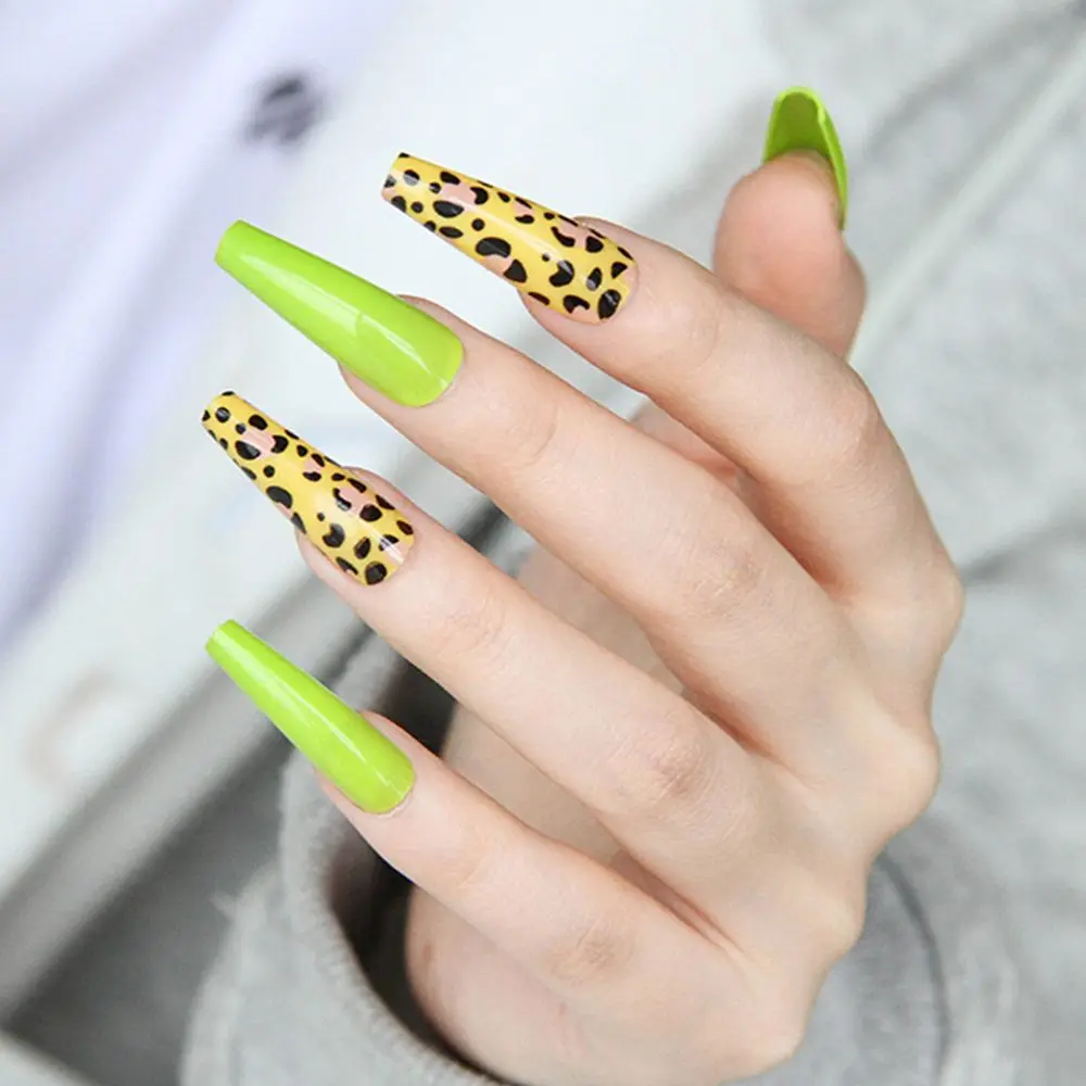 24pcs Acrylic Full Cover Fake Nails Press On Fire Cloud Leopard False Nails Wearable
24pcs Acrylic Full Cover Fake Nails Press On Fire Cloud Leopard False Nails Wearable