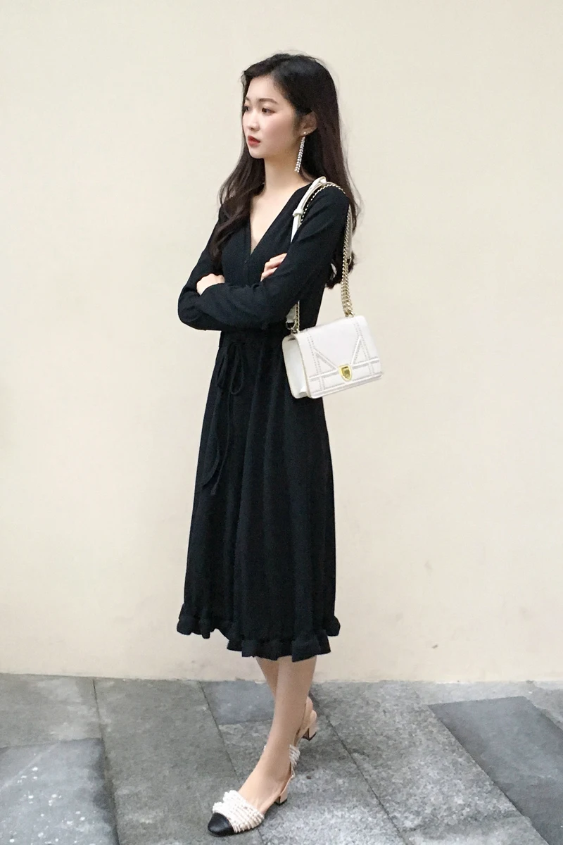 South Korean women's temperament render knitting dress female new winter French light ripe accept waist skirt restoring ancient
South Korean women's temperament render knitting dress female new winter French light ripe accept waist skirt restoring ancient
