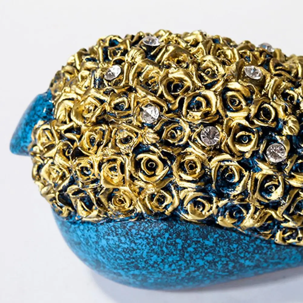 1Pair Craft Ornament Delicated Elk Design Resin Home Craft Decoration for Desktop 
1Pair Craft Ornament Delicated Elk Design Resin Home Craft Decoration for Desktop