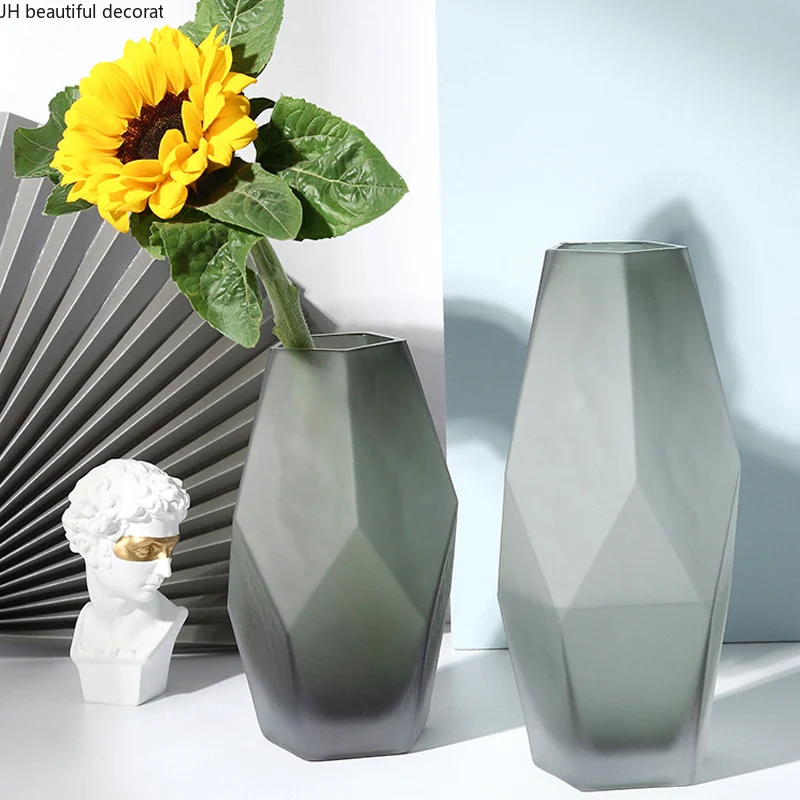 Creative Geometric Glass Vase Home Hydroponic Dried Flower Flower Arrangement Accessories Decoration Living Room Decoration Vase
Creative Geometric Glass Vase Home Hydroponic Dried Flower Flower Arrangement Accessories Decoration Living Room Decoration Vase