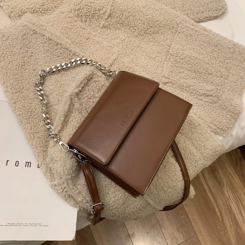 Female Portable Business Briefcase Contrast color Leather Crossbody Bags For Women Travel Handbag Fashion Simple Shoulder
Female Portable Business Briefcase Contrast color Leather Crossbody Bags For Women Travel Handbag Fashion Simple Shoulder