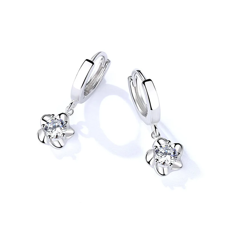 CH-1404 Korean version of blooming rotating plum blossom diamond-studded women's earrings earrings with jewelry flower earrings
CH-1404 Korean version of blooming rotating plum blossom diamond-studded women's earrings earrings with jewelry flower earrings