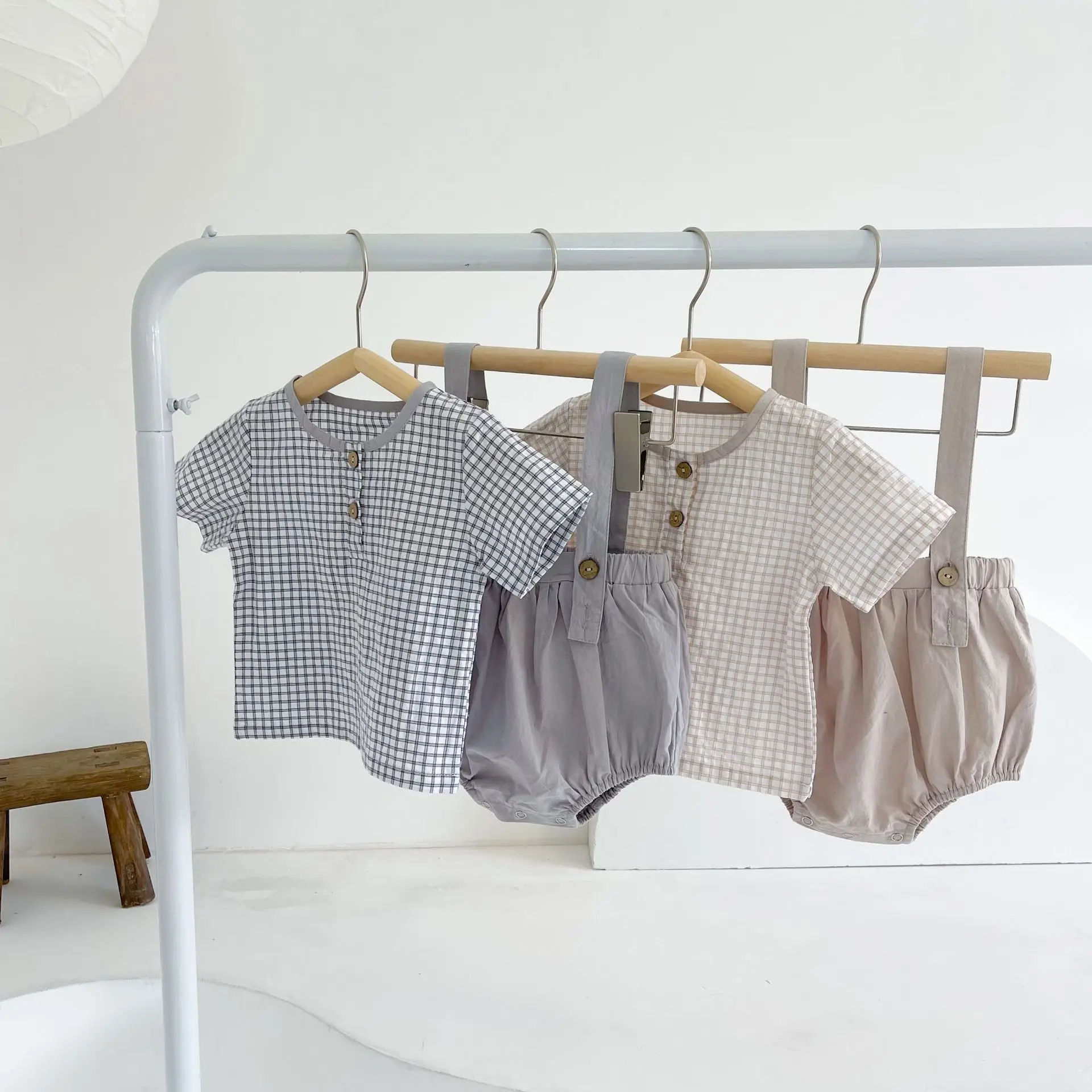 Baby Boys Clothes Set Gentleman Newborn Baby T-Shirt + Pants 2Pcs/set Infant Clothing Set Plaid Kids Playsuit For Boys Outfits
Baby Boys Clothes Set Gentleman Newborn Baby T-Shirt + Pants 2Pcs/set Infant Clothing Set Plaid Kids Playsuit For Boys Outfits