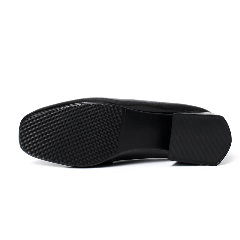 2020 Spring Shoes Women Patent Leather Women Casual Shoes Metal Decoration Loafers Women Round Toe Solid Women Flats Size 34-43
2020 Spring Shoes Women Patent Leather Women Casual Shoes Metal Decoration Loafers Women Round Toe Solid Women Flats Size 34-43