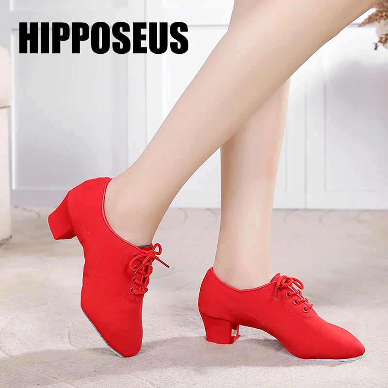 Танцевальные туфли для мужчин и женщин, мягкая резиновая подошва, квадратный каблук 5 см, Обувь для бальных танцев, для дома и улицы
Танцевальные туфли для мужчин и женщин, мягкая резиновая подошва, квадратный каблук 5 см, Обувь для бальных танцев, для дома и улицы