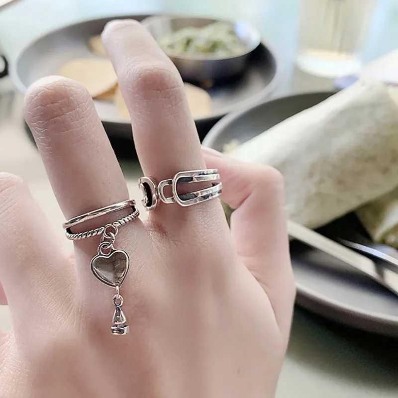 Evimi 925 стандартные серебряные кольца в виде любящего сердца Новые Модные Простые Многослойные Геометрические украшения из тайского серебра... 
Evimi 925 стандартные серебряные кольца в виде любящего сердца Новые Модные Простые Многослойные Геометрические украшения из тайского серебра...