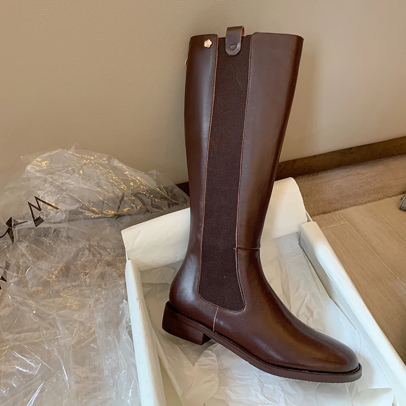 black New winter Knee high boots Genuine leather Women boots warm Motorcycle boots knight snow boots cowhide Women shoes
black New winter Knee high boots Genuine leather Women boots warm Motorcycle boots knight snow boots cowhide Women shoes