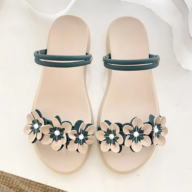 Flowers Shoes Woman 2021 Womens Slippers Outdoor Two Ways To Wear Slides Soft New Summer Designer Flats Sandals Basic Fashion 
Flowers Shoes Woman 2021 Womens Slippers Outdoor Two Ways To Wear Slides Soft New Summer Designer Flats Sandals Basic Fashion