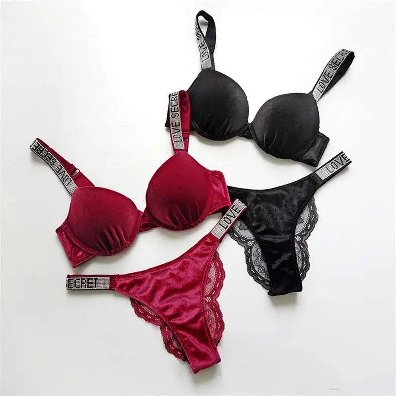 2021 New Women's Underwear Autumn/Winter New Diamond Velvet Gathered No Steel Ring Bra With Thin Upper And Thick Sexy Underwear
2021 New Women's Underwear Autumn/Winter New Diamond Velvet Gathered No Steel Ring Bra With Thin Upper And Thick Sexy Underwear