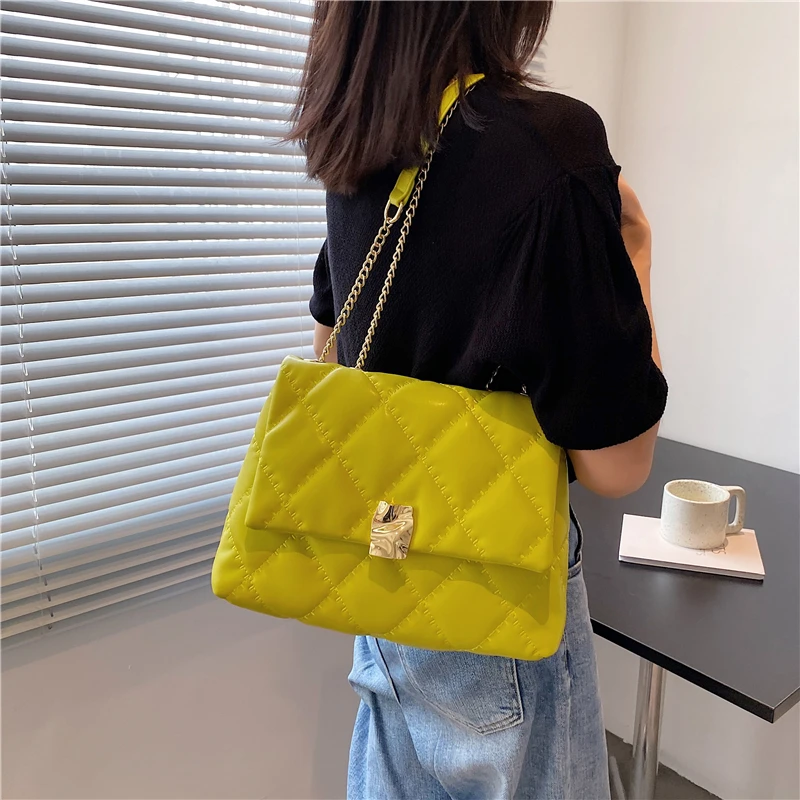 Luxury Handbags Women Bags Designer Soft PU Leather Crossbody Bags for Women 2021 Brand Fashion Chains Shoulder Bag Purse Clutch
Luxury Handbags Women Bags Designer Soft PU Leather Crossbody Bags for Women 2021 Brand Fashion Chains Shoulder Bag Purse Clutch