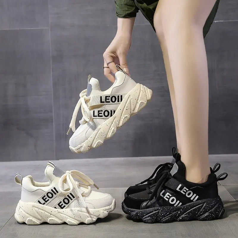 White chunky platform sneakers Women Autumn black Fashion lace up Casual shoes Mesh Breathable Women's running shoes Female New
White chunky platform sneakers Women Autumn black Fashion lace up Casual shoes Mesh Breathable Women's running shoes Female New