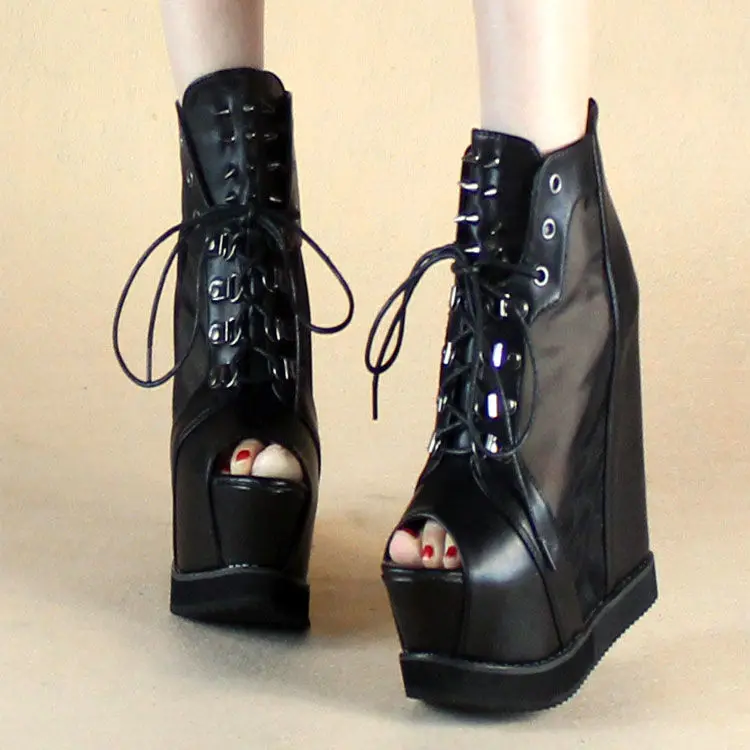 Summer new 15cm sexy mesh super high heeled women's shoes lace up thick bottom rivet slope heel sandals fish mouth muffin shoes
Summer new 15cm sexy mesh super high heeled women's shoes lace up thick bottom rivet slope heel sandals fish mouth muffin shoes