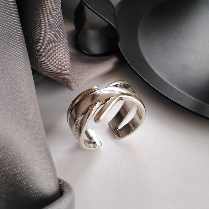 2020 version of the atmospheric hip-hop personality wide tide female temperament daily wear a fashion ring ring
2020 version of the atmospheric hip-hop personality wide tide female temperament daily wear a fashion ring ring