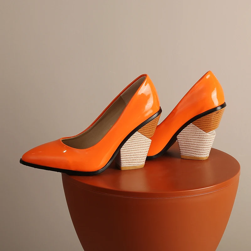New High Heels Women Pumps Wedge Shoes Woman Brand Designer Patent Wedge Heels Party Office Shoe Casual Pointed Toe Dress Pumps
New High Heels Women Pumps Wedge Shoes Woman Brand Designer Patent Wedge Heels Party Office Shoe Casual Pointed Toe Dress Pumps