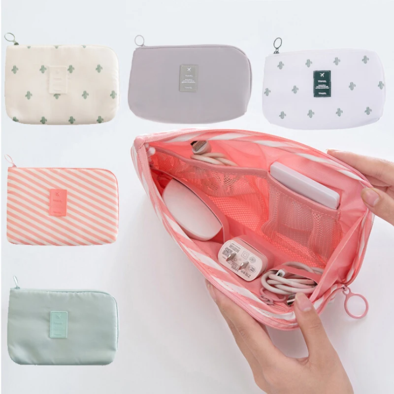 

Cosmetic Bag Women Necessaire Make Up Bag Travel Waterproof Portable Flamingo Makeup Bag Toiletry Kits 1pc