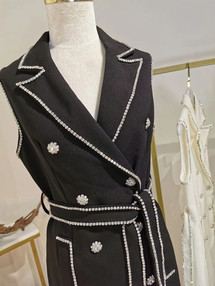 diamond Big chain, name, ladies, vest, long trench coat 2021New women's autumn and winter, diamond belt, trench coat, jacket XL
diamond Big chain, name, ladies, vest, long trench coat 2021New women's autumn and winter, diamond belt, trench coat, jacket XL