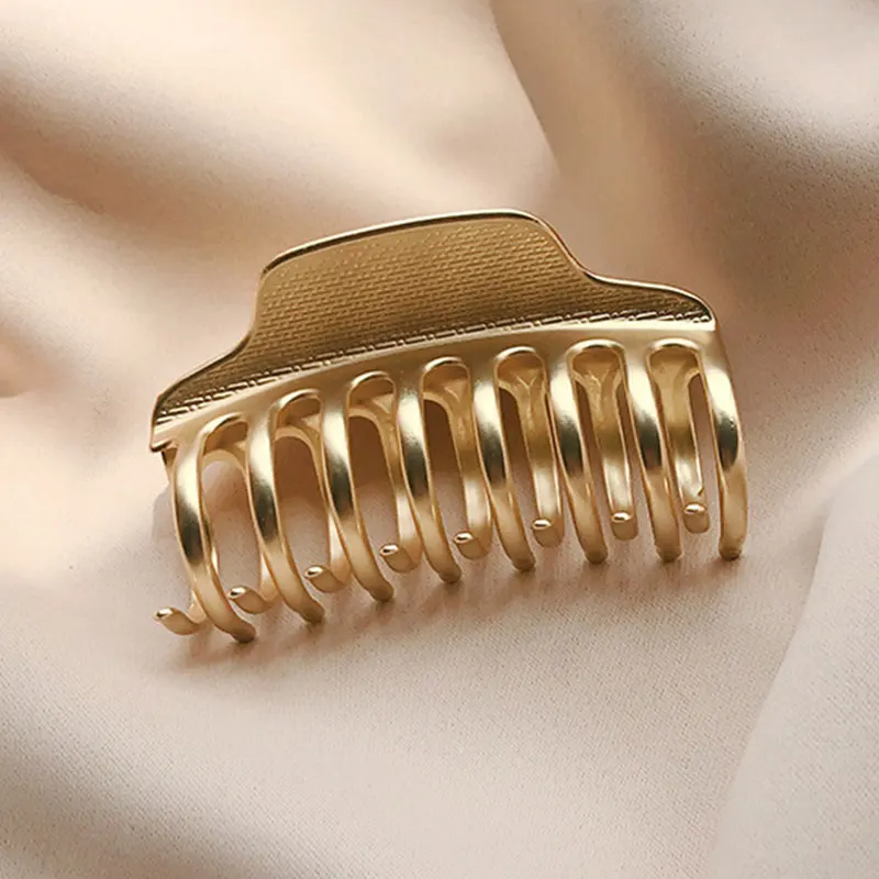 Large Gold Silver Hairpins Metal Makeup Hair Crab Clip Simple Barrettes Geometric Hair Clip Alloy Hair Claws Hair Accessories
Large Gold Silver Hairpins Metal Makeup Hair Crab Clip Simple Barrettes Geometric Hair Clip Alloy Hair Claws Hair Accessories