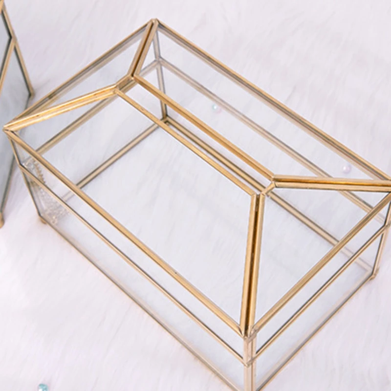 Practical Gold Glass Mirror Tissue Box Exquisite Glass Makeup Tissue Storage Box Elegant Gift for Birthdays Christmas Weddings
Practical Gold Glass Mirror Tissue Box Exquisite Glass Makeup Tissue Storage Box Elegant Gift for Birthdays Christmas Weddings