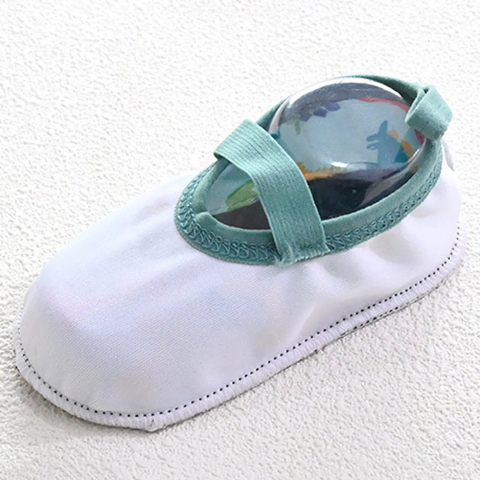 Baby Kids Cartoon dinosaur First Walkers The Floor Socks Barefoot Aqua Socks Non-Slip Shoes Boys Girls NEW 
Baby Kids Cartoon dinosaur First Walkers The Floor Socks Barefoot Aqua Socks Non-Slip Shoes Boys Girls NEW