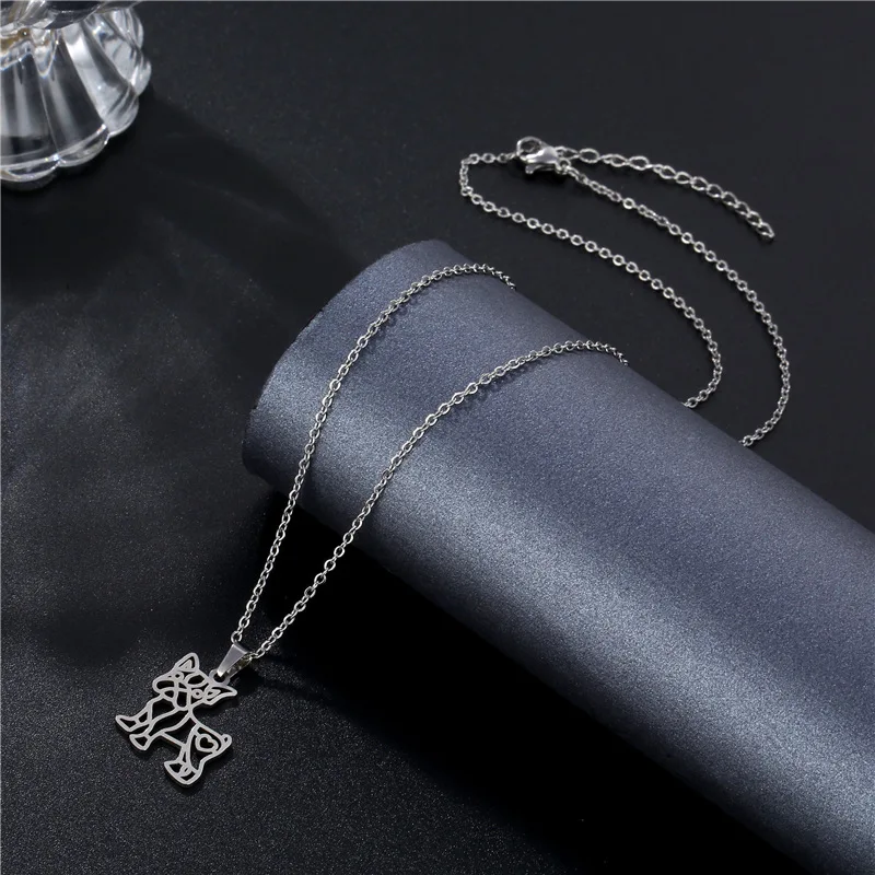 2021 New Stainless Steel French Bulldog Necklaces for Women Cute Origami Puppy Dog Necklace Animal Jewelry Wholesale
2021 New Stainless Steel French Bulldog Necklaces for Women Cute Origami Puppy Dog Necklace Animal Jewelry Wholesale