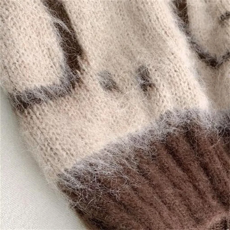 Women's sweater new autumn and winter fashion classic brand luxury design versatile double cardigan mohair sweater coat 
Women's sweater new autumn and winter fashion classic brand luxury design versatile double cardigan mohair sweater coat