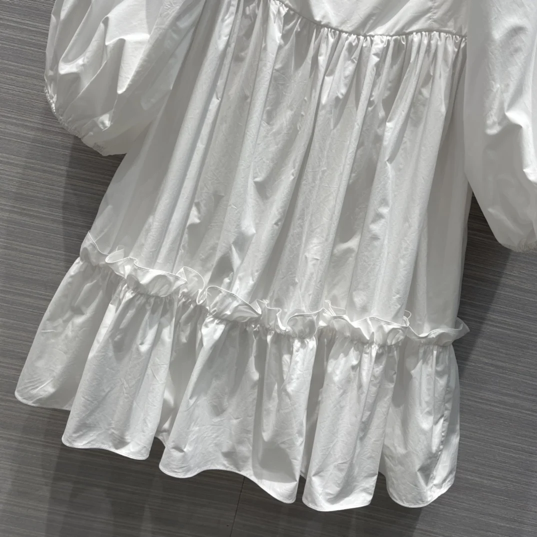 2021 new women fashion lantern long sleeve square neck lotus leaf lace dress 0427
2021 new women fashion lantern long sleeve square neck lotus leaf lace dress 0427