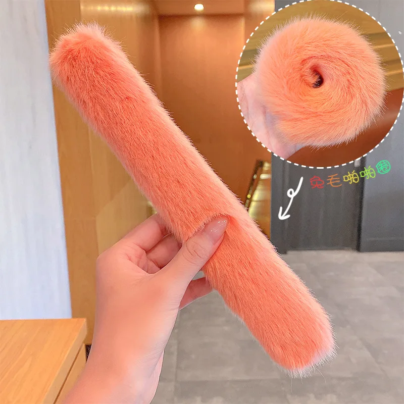 Plush Hair Circle Super Soft Hair Accessories Winter Plush Brick Decoration Wrist Accessories Fashion Snap Circle
Plush Hair Circle Super Soft Hair Accessories Winter Plush Brick Decoration Wrist Accessories Fashion Snap Circle