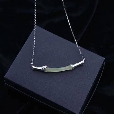 Natural Hetian Jade Bamboo S925 Sterling Silver Pendant Jade Necklace Simple Elegant Artistic Retro Gilding Craft
Natural Hetian Jade Bamboo S925 Sterling Silver Pendant Jade Necklace Simple Elegant Artistic Retro Gilding Craft