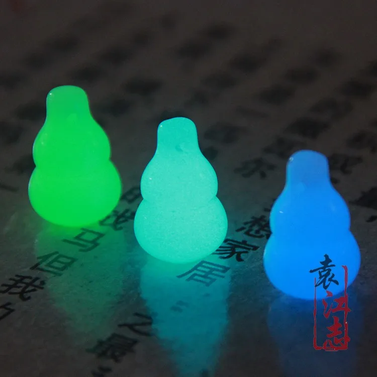 Natural Boutique Beast Fluorescent Pendant Necklace Glowing jade Gourd safety button Pendant for men women
Natural Boutique Beast Fluorescent Pendant Necklace Glowing jade Gourd safety button Pendant for men women