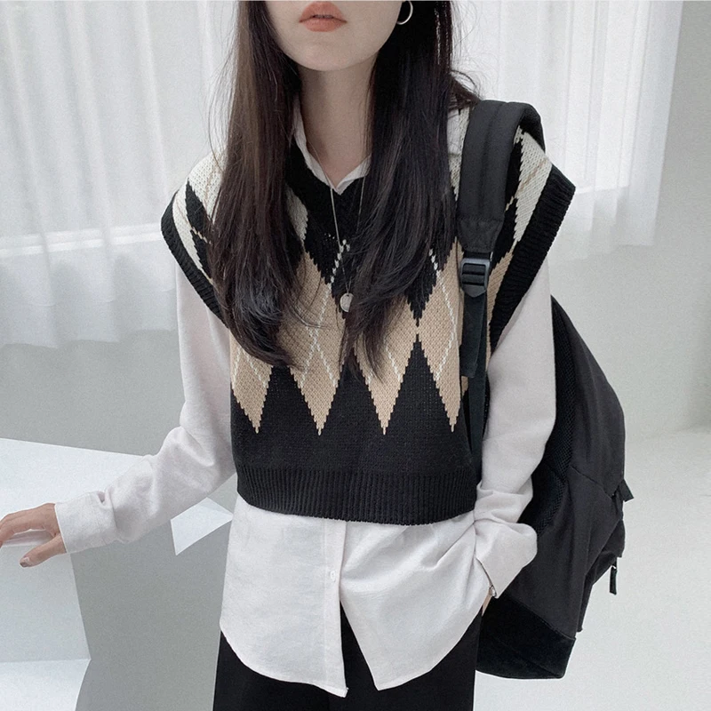 Sweater Vest Women Vintage Knitting Loose Daily BF New Fashion V-neck Sleeveless Students All-match Retro Simple Cropped Popular
Sweater Vest Women Vintage Knitting Loose Daily BF New Fashion V-neck Sleeveless Students All-match Retro Simple Cropped Popular
