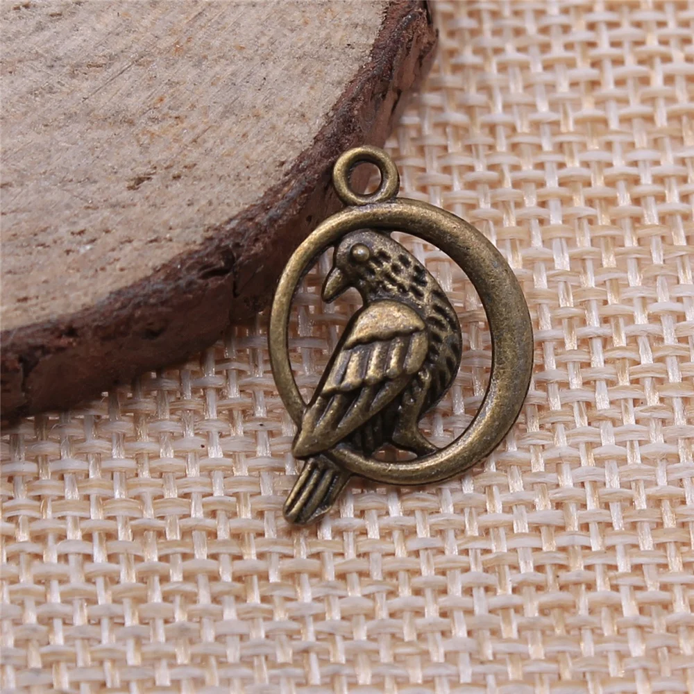 free shipping 59pcs 20x17mm antique bronze bird charms diy retro jewelry fit Earring keychain hair card pendant accessories
free shipping 59pcs 20x17mm antique bronze bird charms diy retro jewelry fit Earring keychain hair card pendant accessories