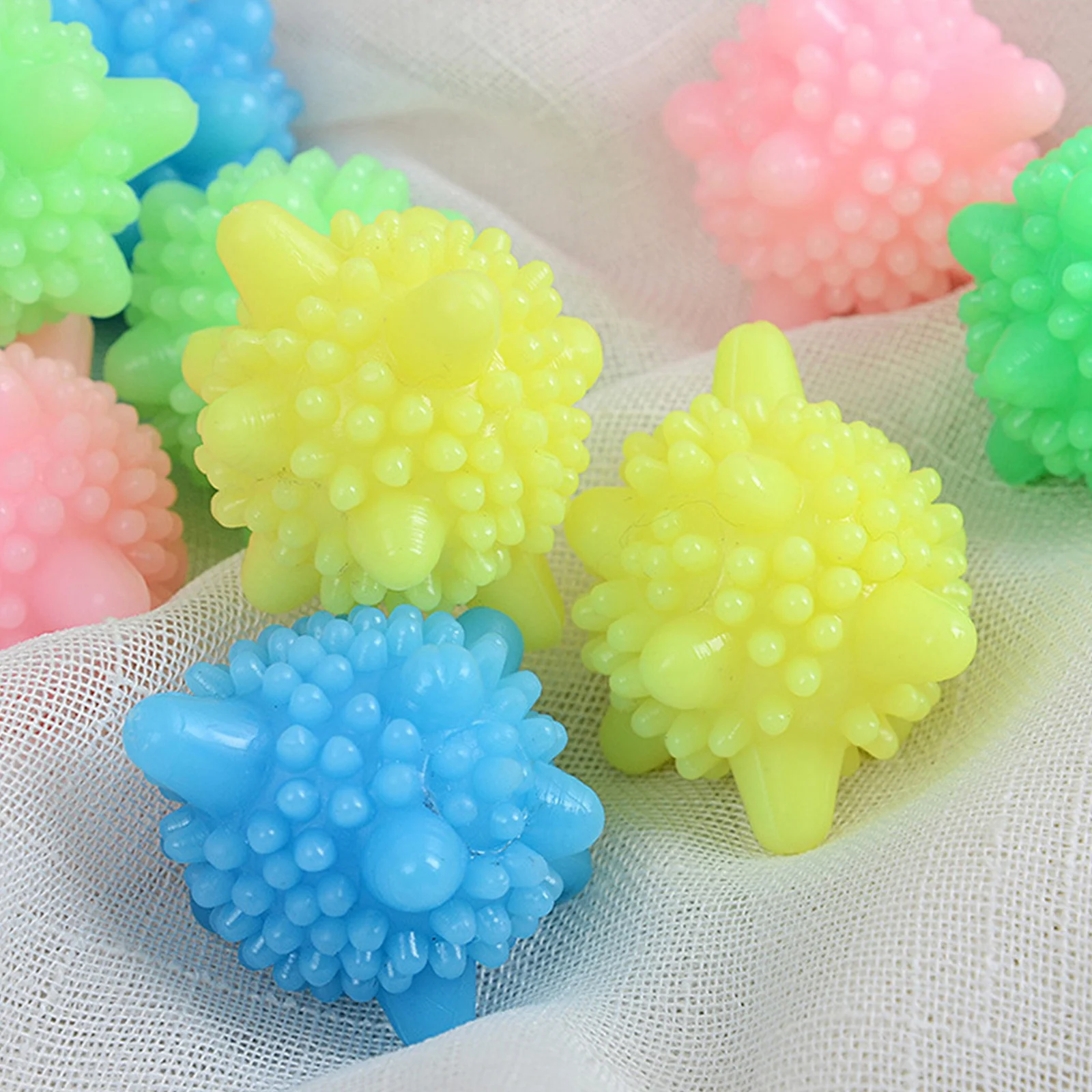 3/6 piece magic anti-entanglement laundry ball household cleaning washing machine starfish solid cleaning ball
3/6 piece magic anti-entanglement laundry ball household cleaning washing machine starfish solid cleaning ball