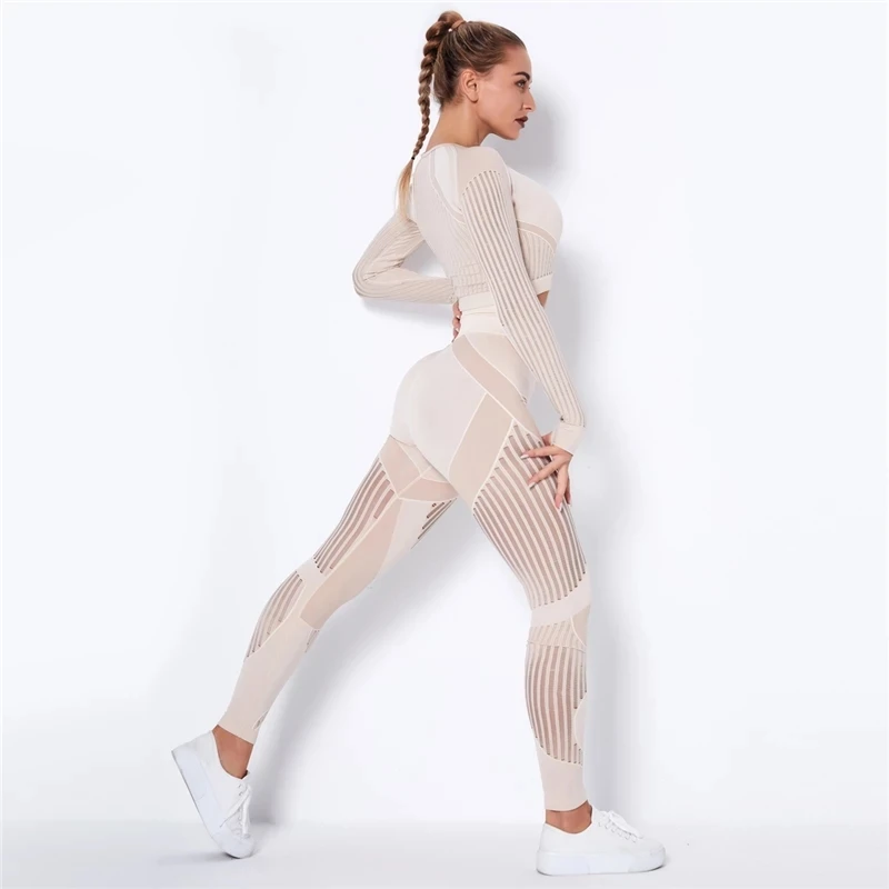 Hollow Out Seamless Yoga Set Sport Outfits Women Black Two 2 Piece Crop Top Bra Leggings Workout Gym Suit Fitness Sport Sets -40
Hollow Out Seamless Yoga Set Sport Outfits Women Black Two 2 Piece Crop Top Bra Leggings Workout Gym Suit Fitness Sport Sets -40