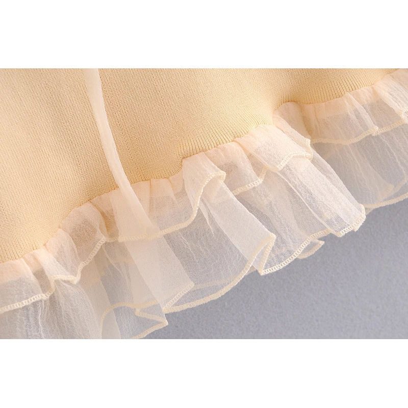 YOSIBCD Women 2021 Sweet Fashion Patchwork Organza Cropped Knitted Blouses Vintage With Peter Pan Collar Female Shirt Chic Tops
YOSIBCD Women 2021 Sweet Fashion Patchwork Organza Cropped Knitted Blouses Vintage With Peter Pan Collar Female Shirt Chic Tops