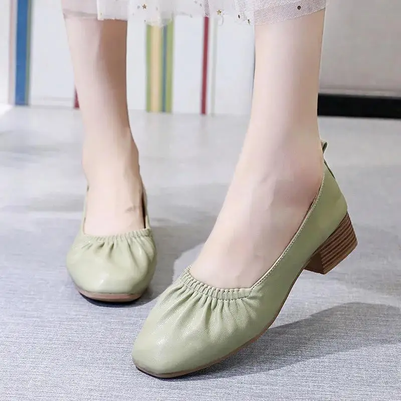 Women Classic Beige High Quality Pu Leather Spring Slip on High Heel Shoes Lady Casual Black Pu Leather Comfort Heels E9649
Women Classic Beige High Quality Pu Leather Spring Slip on High Heel Shoes Lady Casual Black Pu Leather Comfort Heels E9649