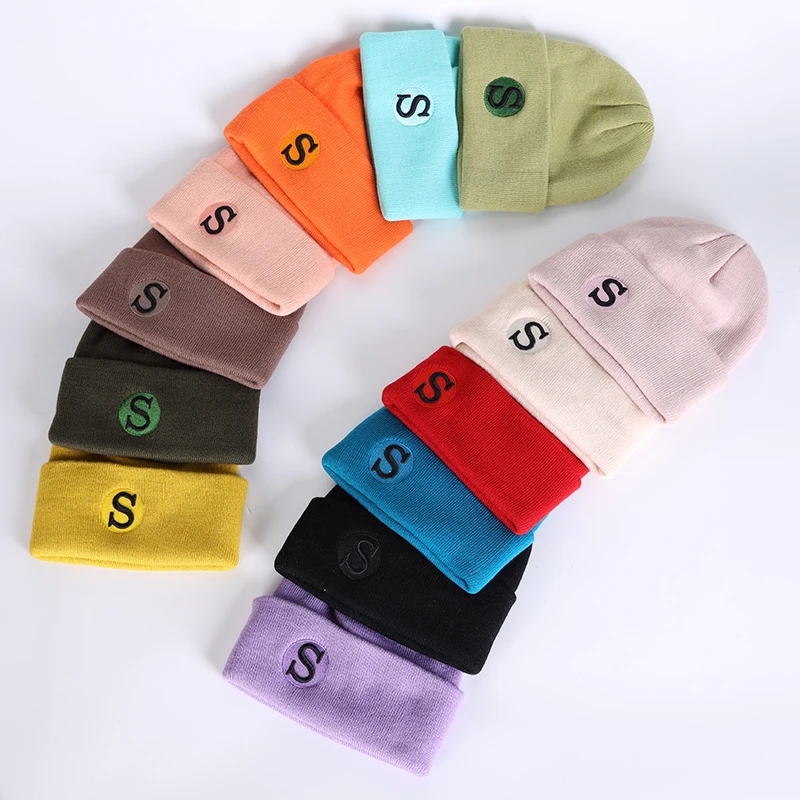 Winter Knitted Cap S Embroidery Unisex Hat Acrylic Beanie Solid Autumn Breathable For Adult Men Warm Casual Lady Skullcap Soft
Winter Knitted Cap S Embroidery Unisex Hat Acrylic Beanie Solid Autumn Breathable For Adult Men Warm Casual Lady Skullcap Soft
