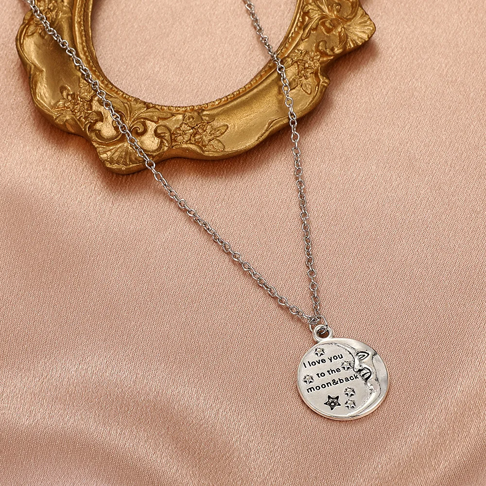Vintage English Letter Necklace Love You Moon Clavicle Chain Hip Hop Temperament Necklace JewelryQW94
Vintage English Letter Necklace Love You Moon Clavicle Chain Hip Hop Temperament Necklace JewelryQW94